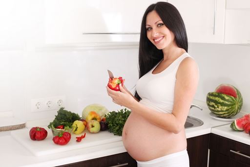 Правильный рацион питания для беременных на разных сроках